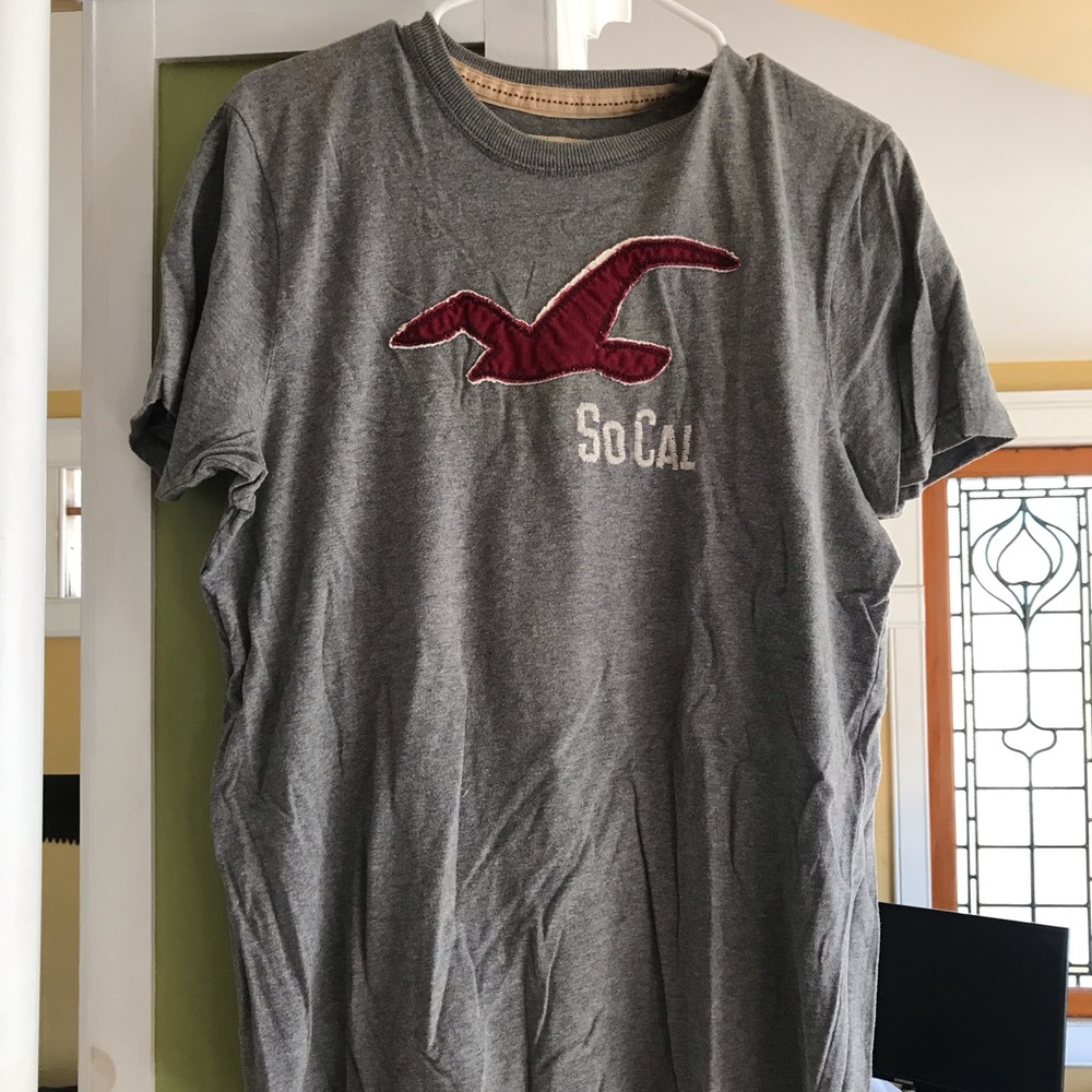 Hollister t-shirt